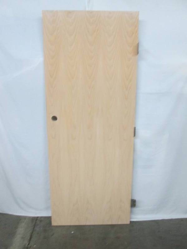 lot 13 image: Interior Door