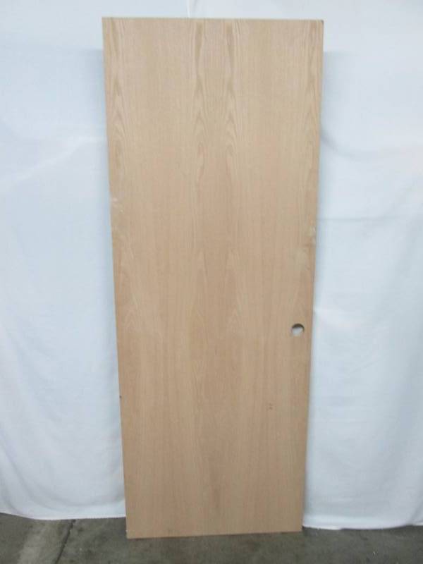 lot 14 image: Interior Door