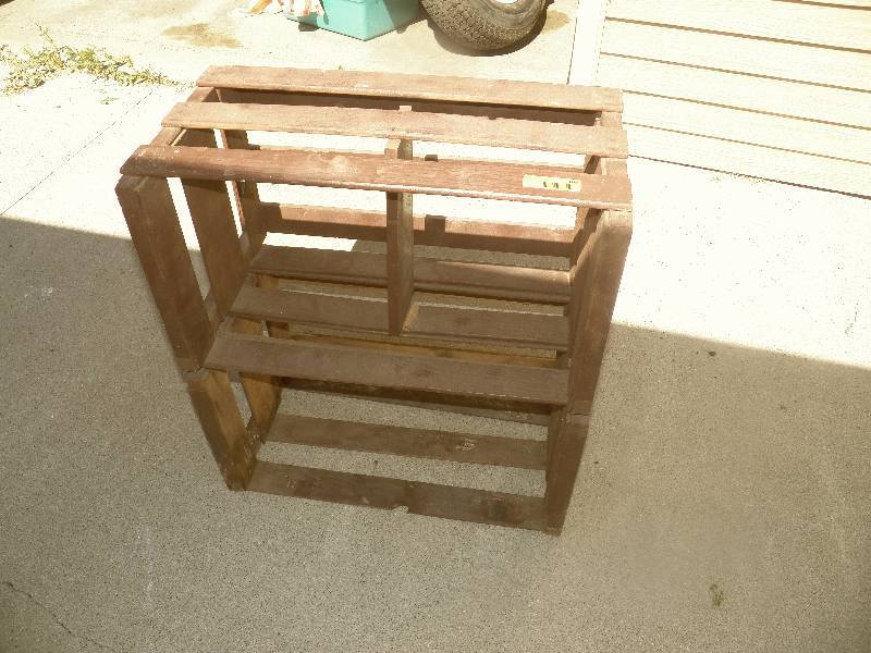 Crate shelf