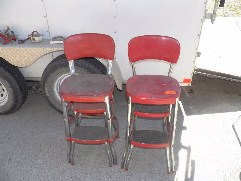 2 Red step stools