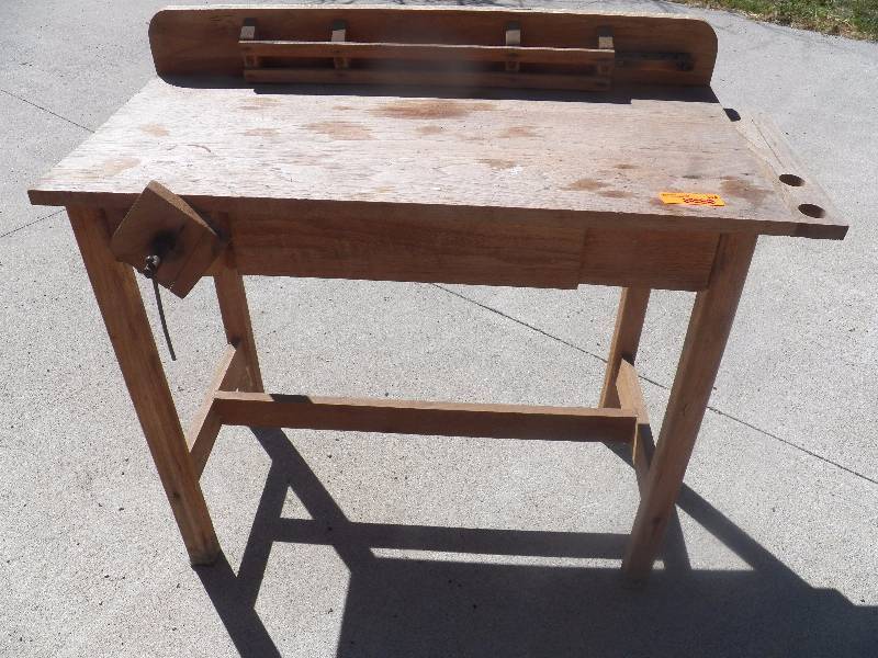 Cute little wood work bench