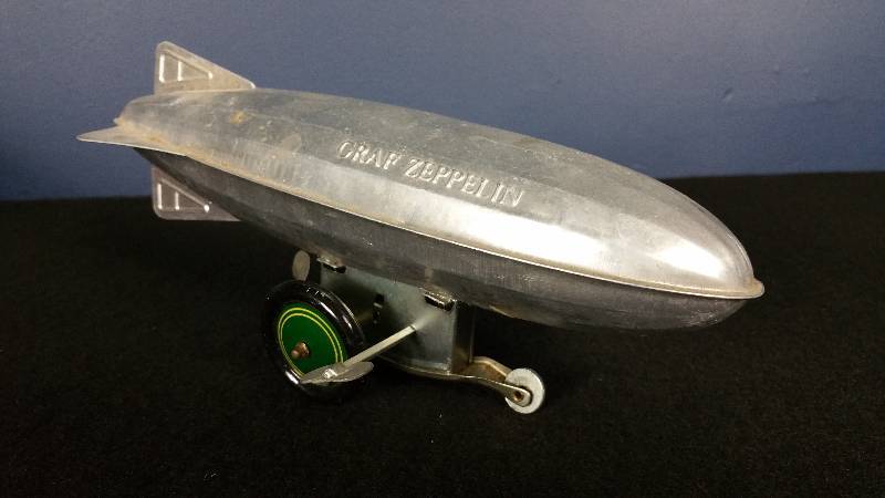 Aluminium 20 cm Zeppelin Nostalgic wind-up Tin Model