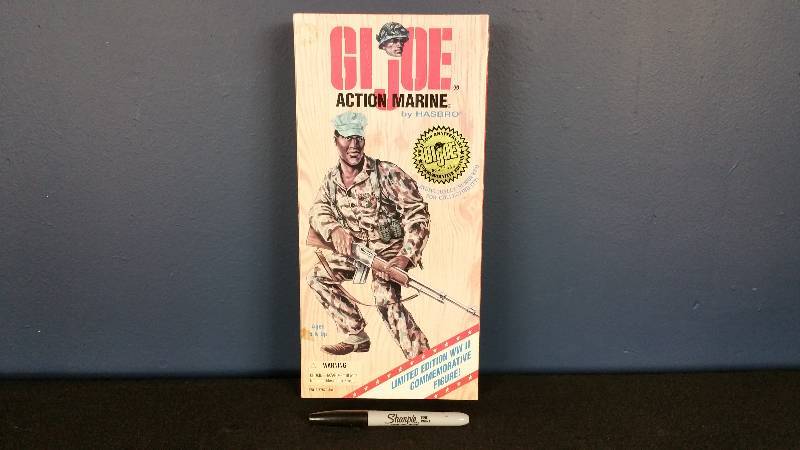 1996 G.I. Joe Action Marine WWII - NIB