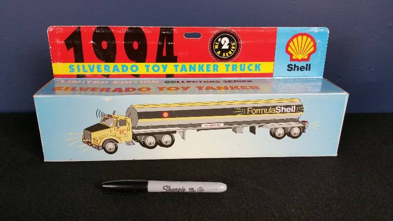 Shell Silverado Toy Tanker Model - Battery Operated NIB