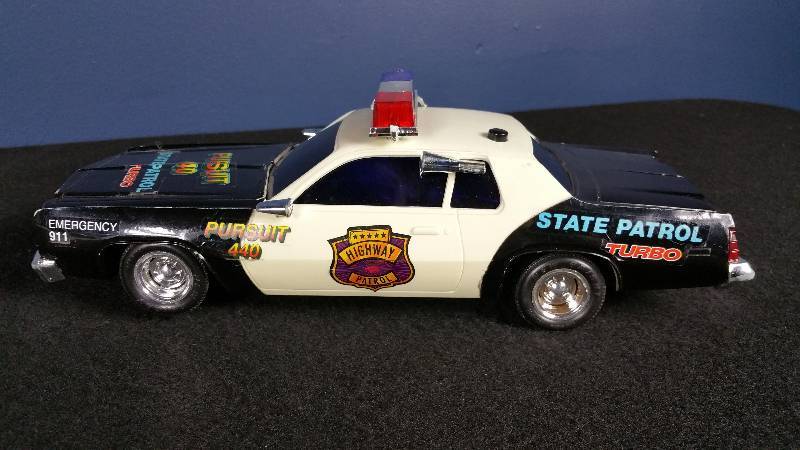 Vintage Pursuit 440 State Patrol Battery Operated Car
