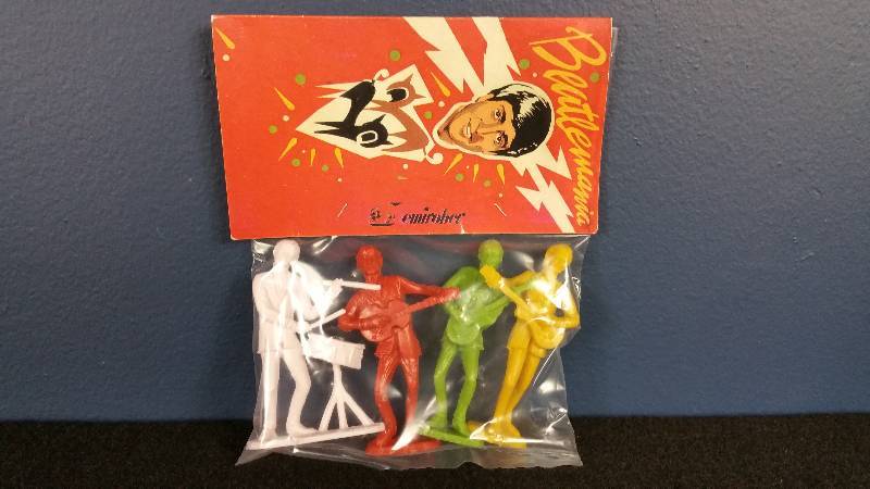 1960s Beatlemania 3 Plastic Figures - Unopened