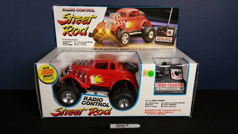 Large 1987 RC Street Rod - NIB