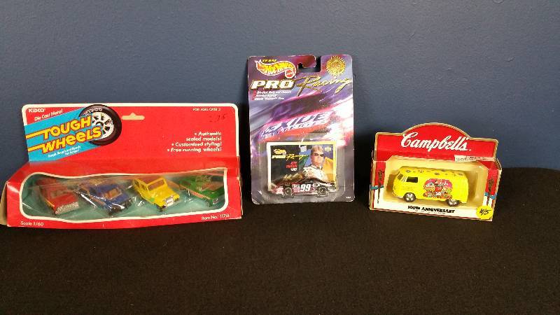 August Toys & Collectibles Auction