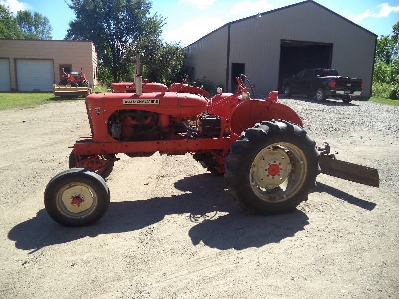 Allis-Chalmers WD45 with 3pt back blade