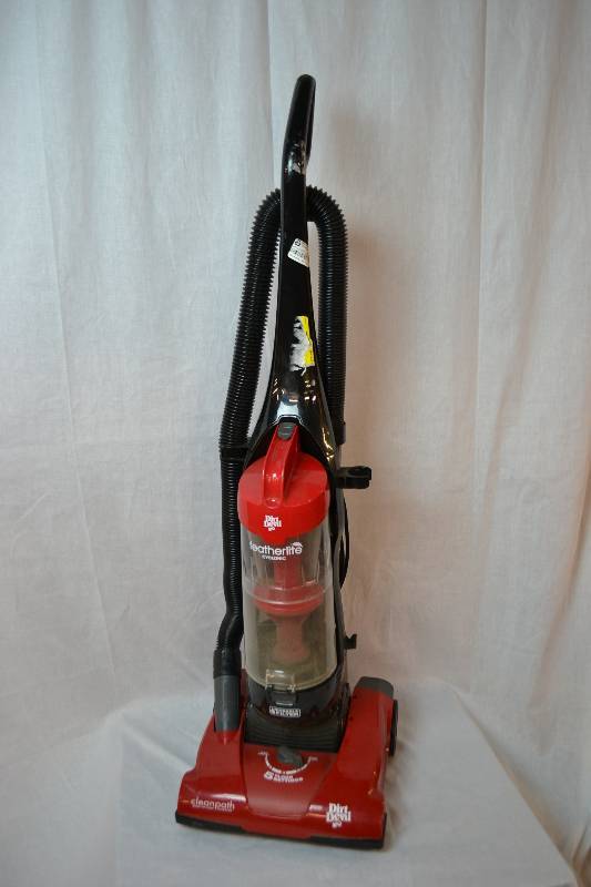 Dirt Devil Vacuum Cleaner