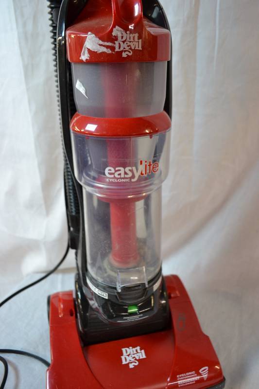 Dirt Devil Vacuum Cleaner