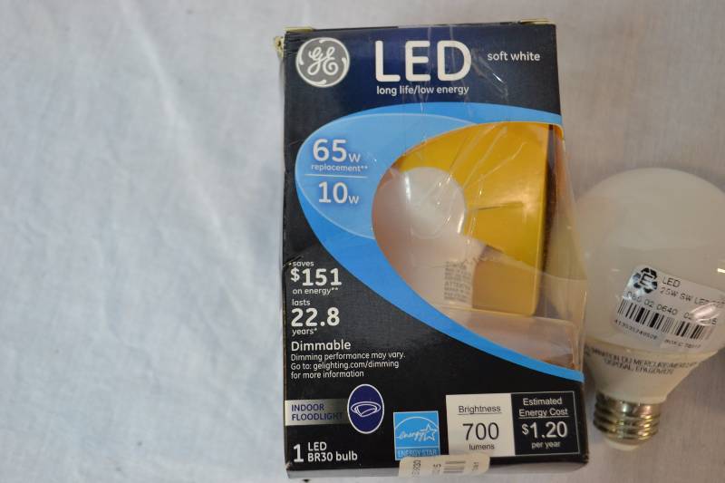 Light Bulb Lot