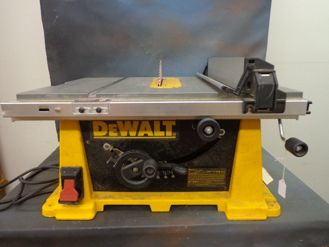 DeWalt Table Saw