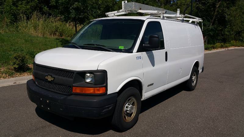 2006 Chevy Express Van