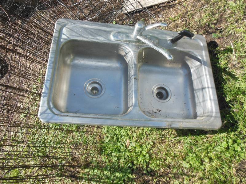 Stainless Steel Kitchen Sink
