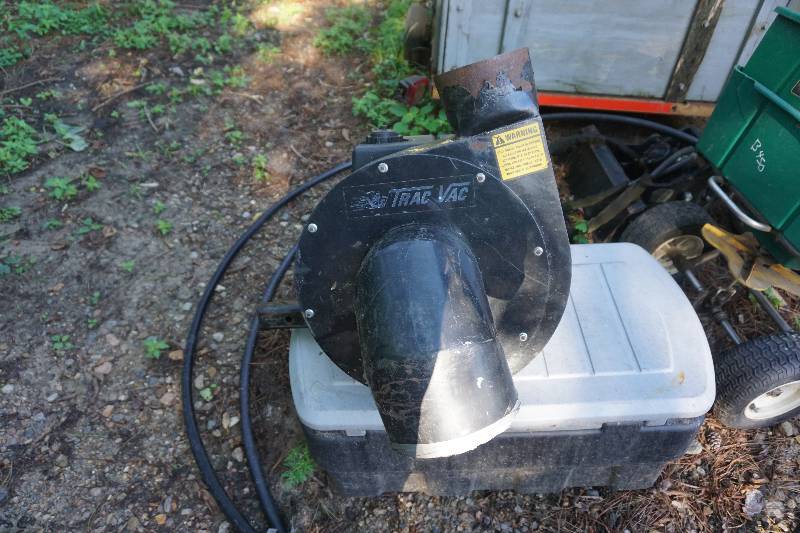 lot 19 image: Trac Vac LeafLandscape Collection System