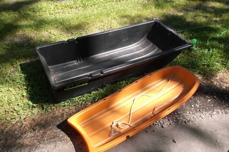 lot 35 image: Sled