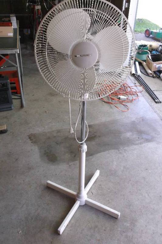 lot 58 image: Fan