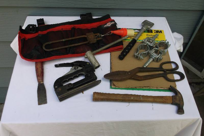 lot 71 image: Tools