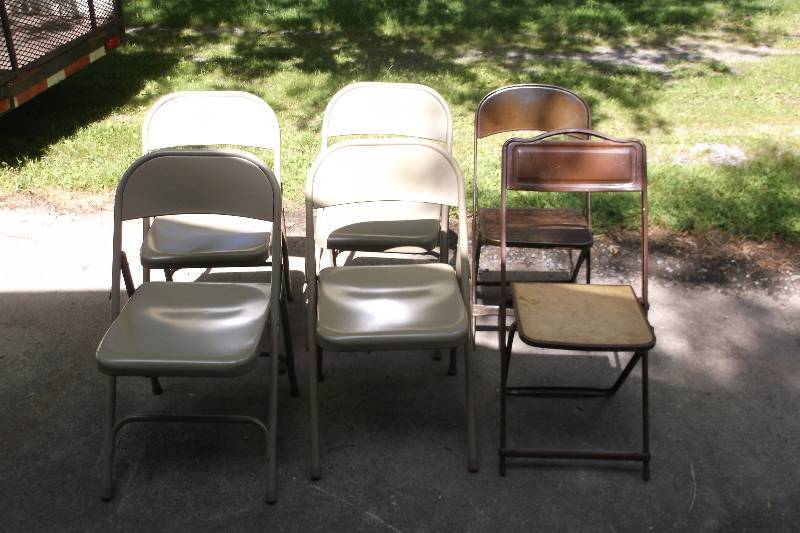 lot 88 image: Chairs