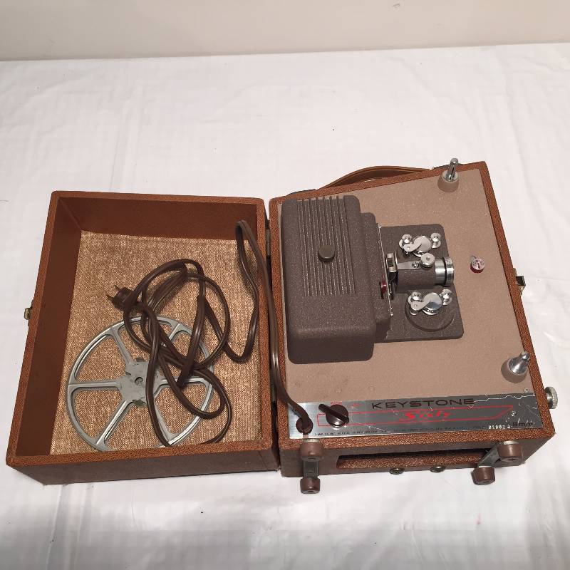 VINTAGE MOVIE REEL PLAYER