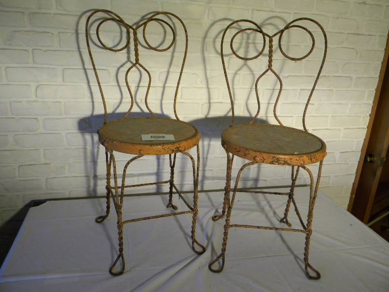 lot 124 image: Set of Two Soda Chairs