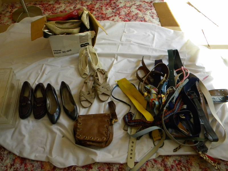 lot 152 image: Vintage Shoes and Belts Lot