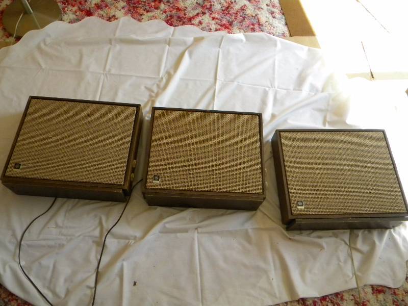 lot 154 image: GE Speakers