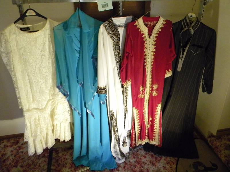 lot 162 image: Vintage Dresses