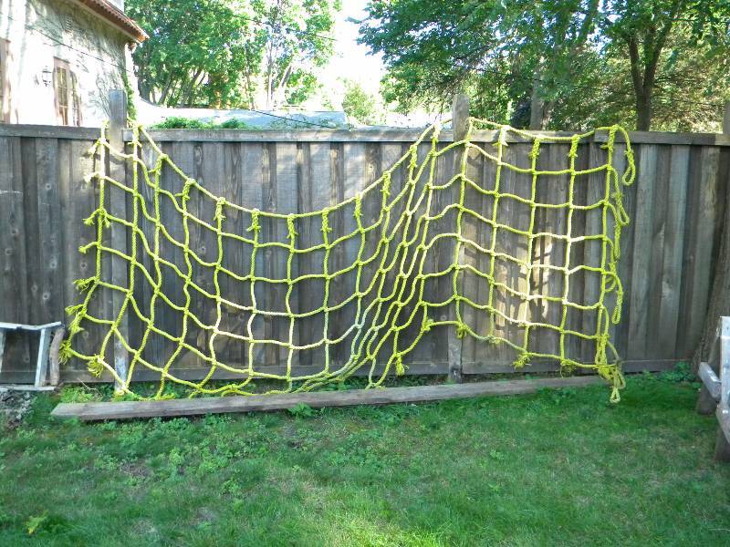 lot 186 image: Climbing Net