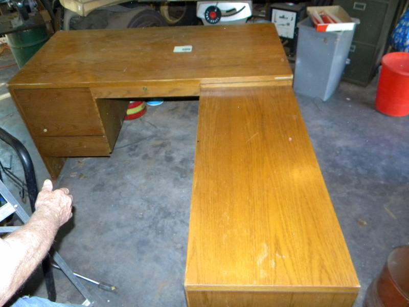 lot 193 image: Wood Desk with Return