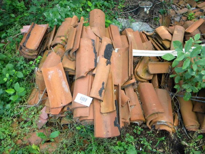 lot 196 image: Spanish Clay Roof Tiles Lot 2