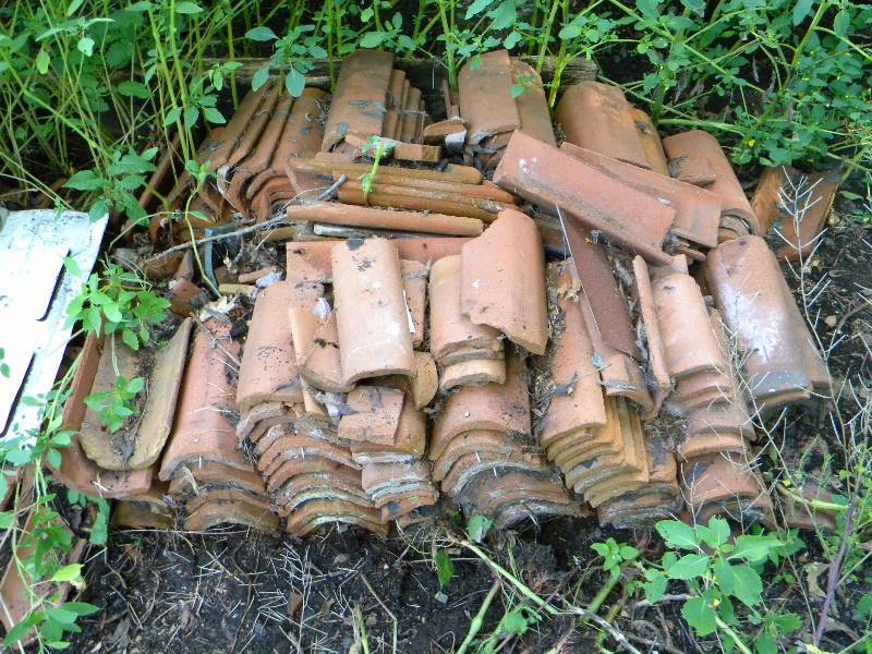 lot 201 image: Spanish Clay Roof Tiles Lot 7