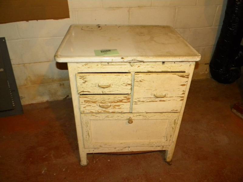 lot 224 image: Antique Bakers Cabinet