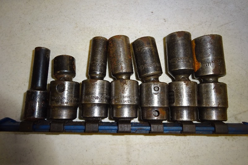 lot 3 image: Matco Swivel Sockets