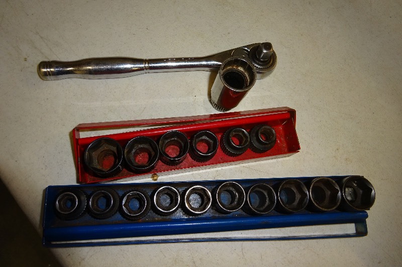lot 4 image: Matco Center Force Set