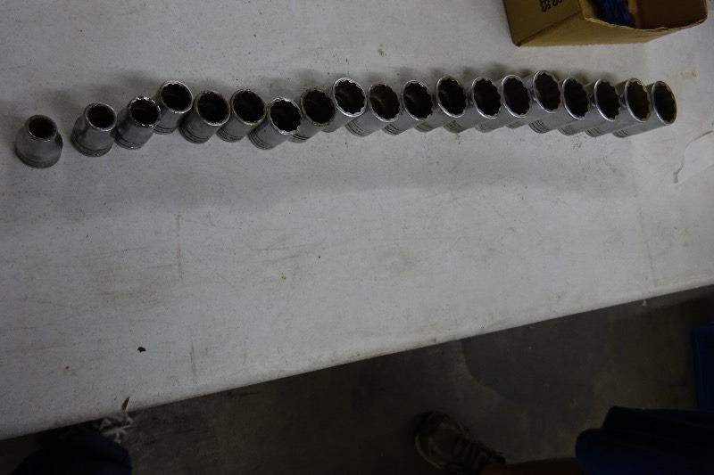 lot 5 image: Snap On 12 point Socket Set