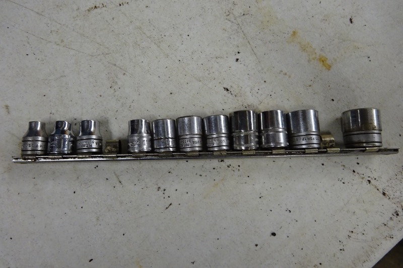 lot 14 image: Snap On 38 Drive Sockets