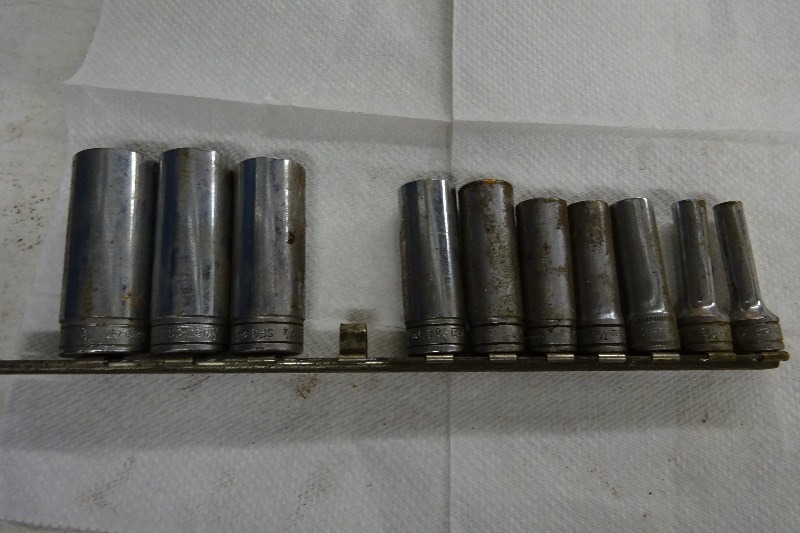 lot 17 image: Snap On 38 Drive Sockets
