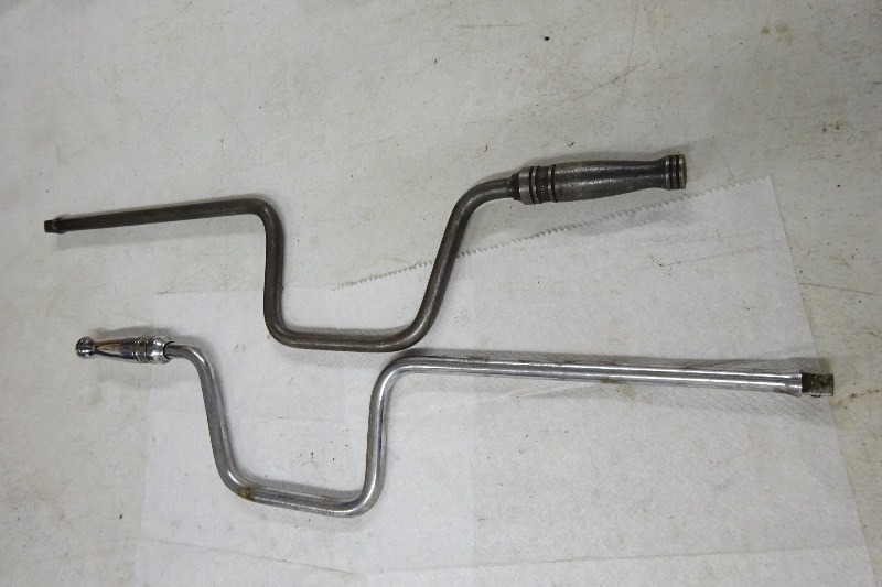 lot 37 image: Snap On 38 Drive Speed Wrenches