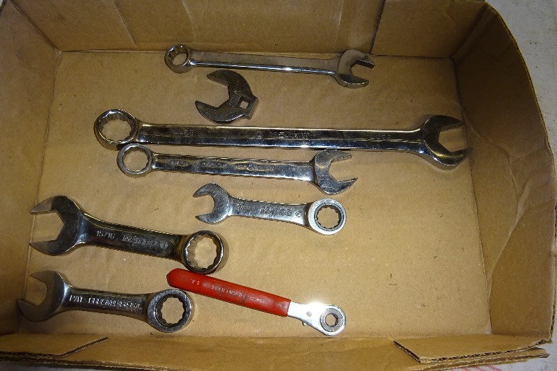 lot 38 image: Matco Wrenches