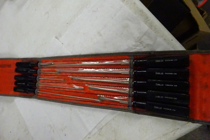 lot 48 image: Snap On Screwdriver