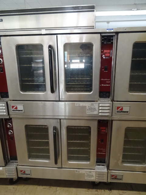 lot 3 image: Double Oven