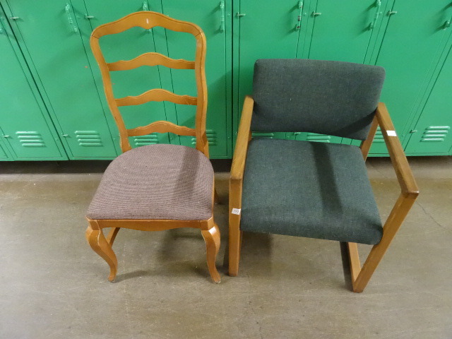 lot 29 image: Chairs