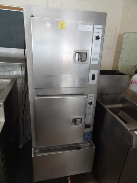 lot 39 image: Convection Steamer