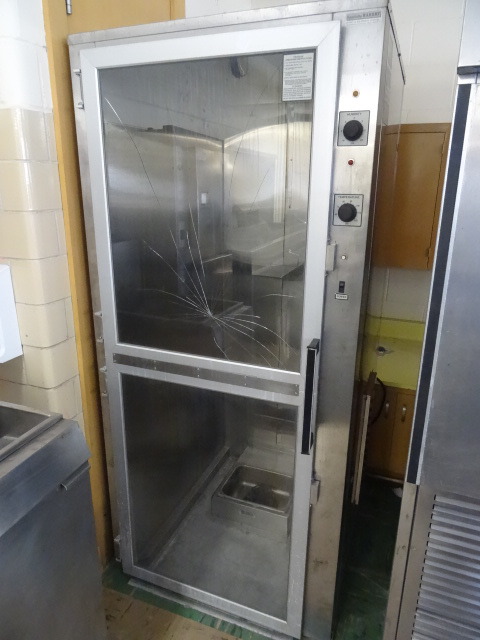 lot 41 image: Sheet Pan Cart