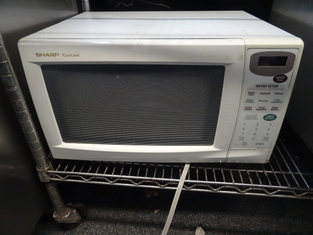 lot 61 image: Microwave
