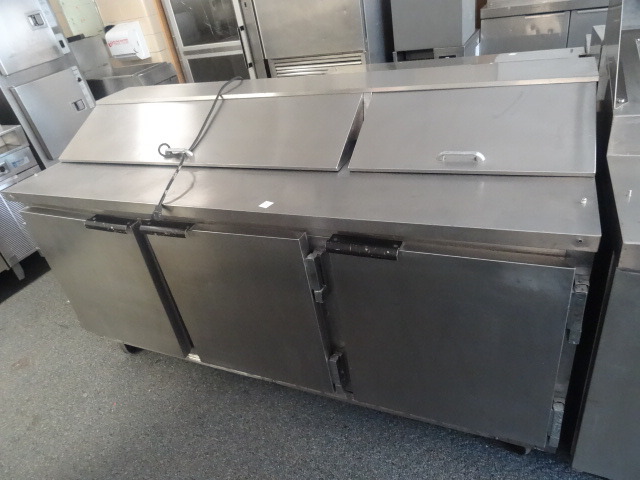 lot 65 image: Prep Fridge