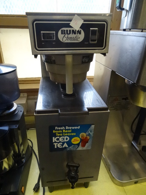 lot 76 image: Iced Tea Brewer