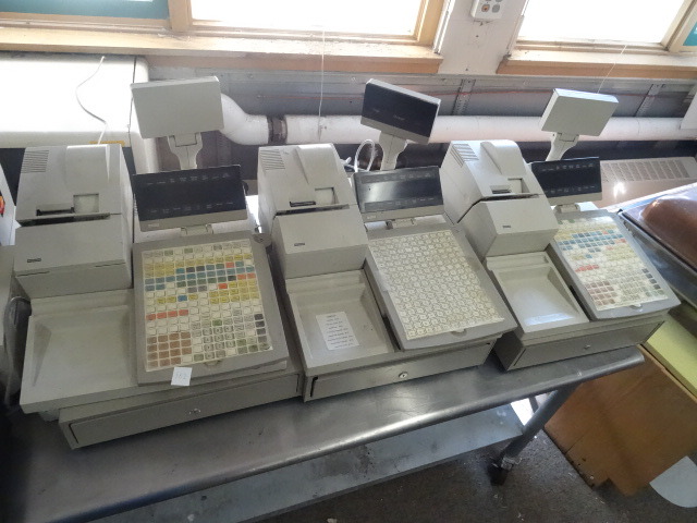 lot 162 image: Cash Register System